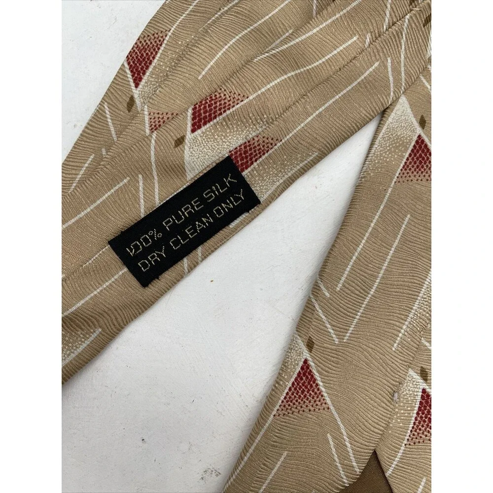 Giorgio Armani  Geometric Tan White and Red Silk Blend Tie Italy
